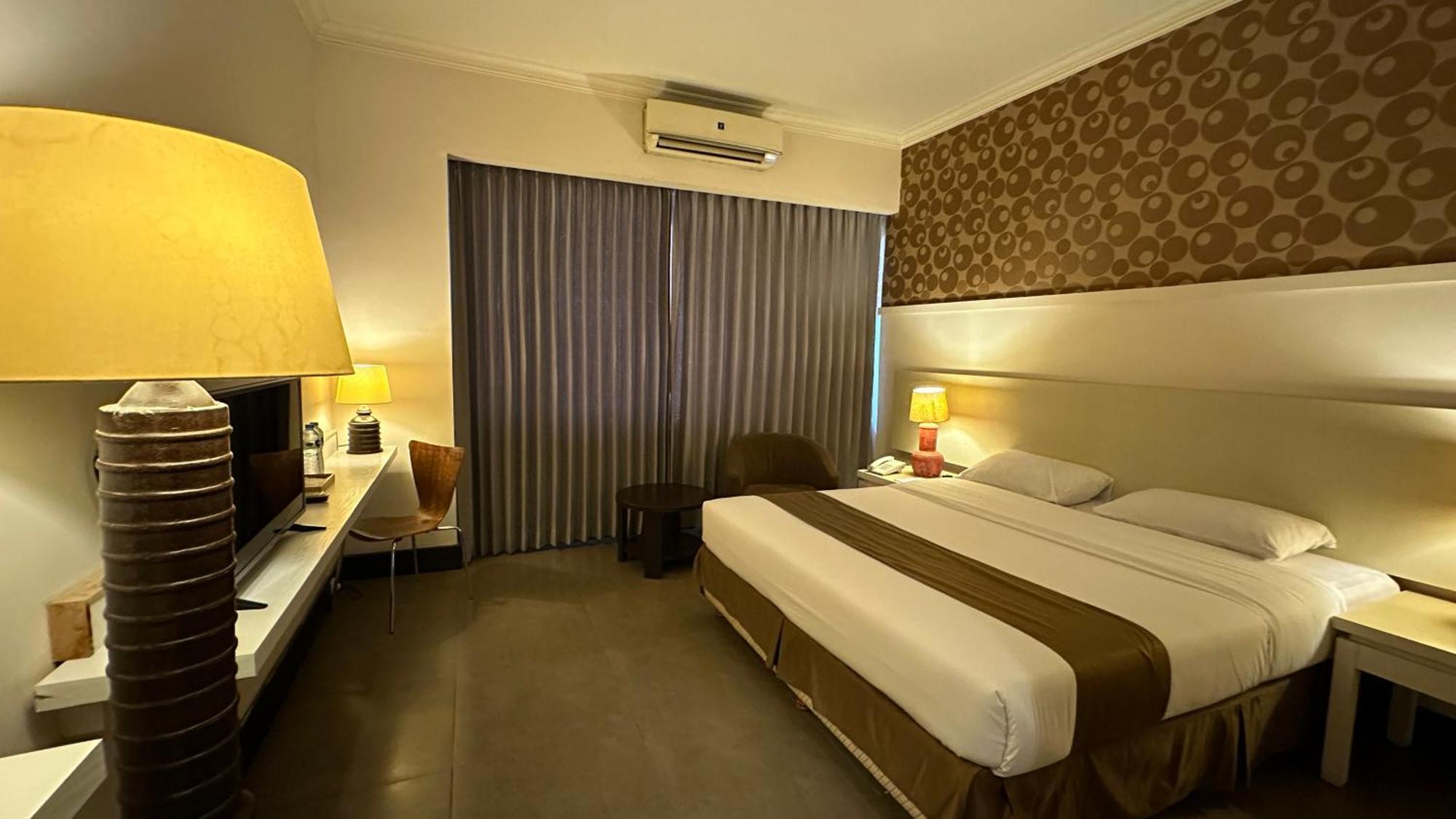 Bali World Hotel Bandung Exterior foto
