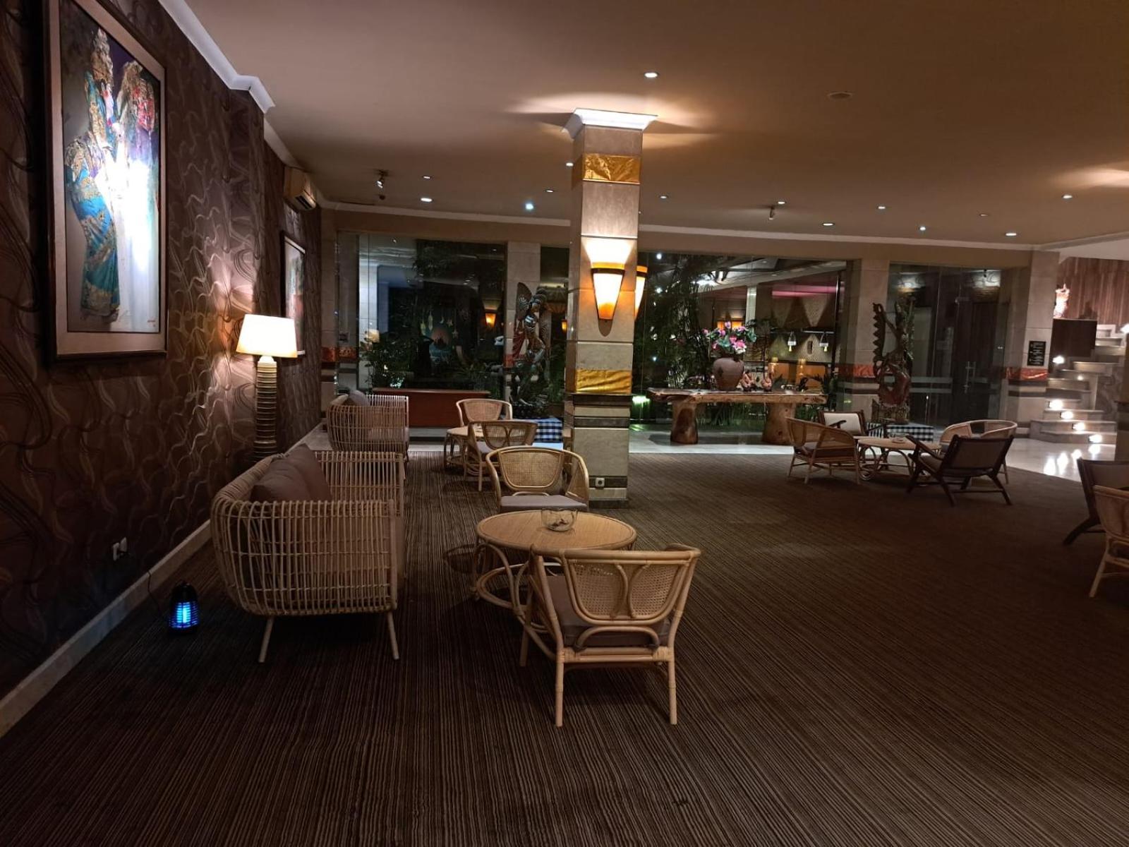 Bali World Hotel Bandung Exterior foto