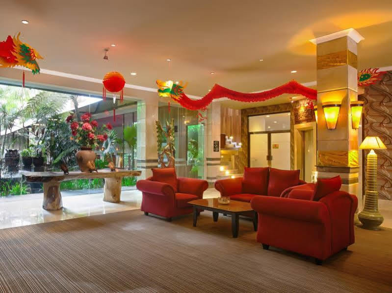 Bali World Hotel Bandung Exterior foto